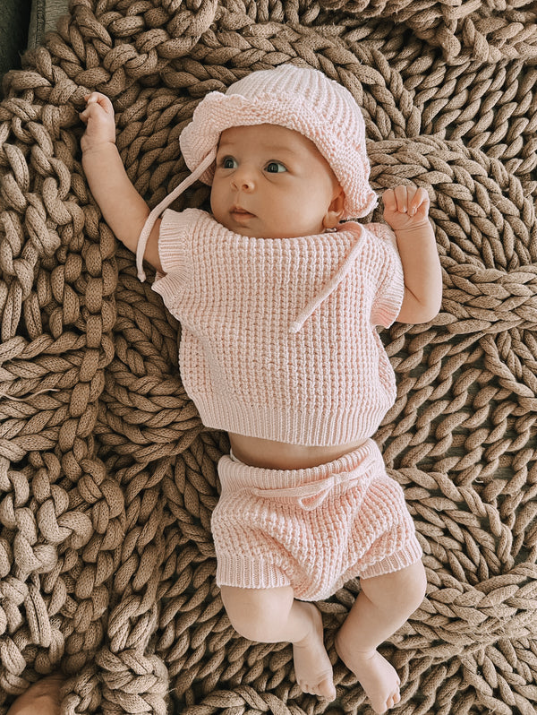 Baby Strawberry Outfit, Gender neutral newborn coming home outfit, Berry  cute bodysuit – House Of Luna