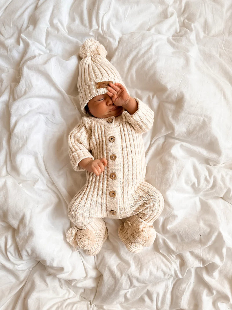 Baby pom top pom booties