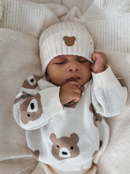 Little Bear Baby Beanie – Luna + Luca display picture 2