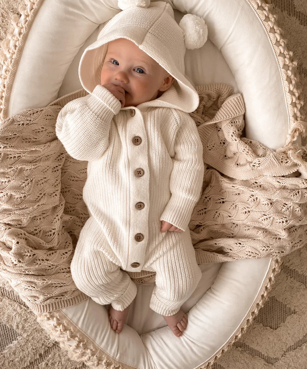 Little B's – Luna + Luca Little B's – Luna + Luca